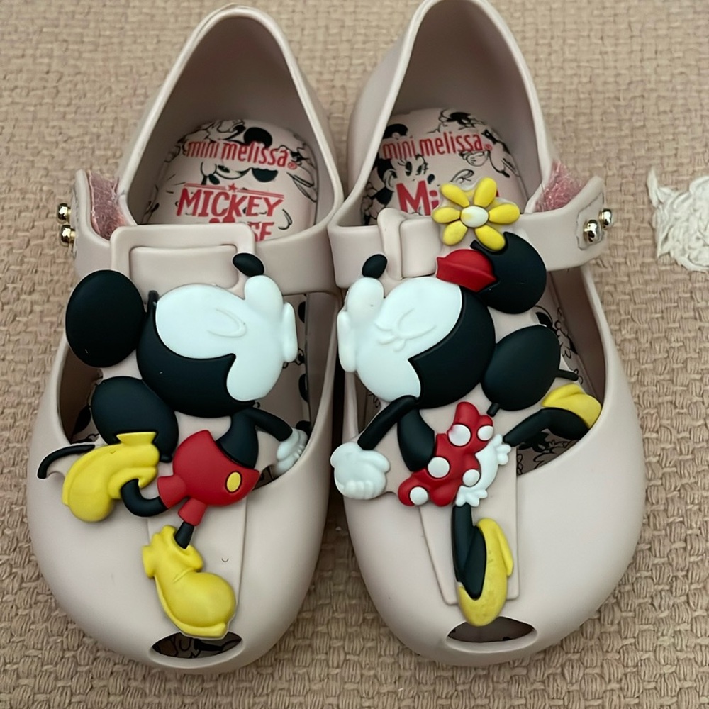 Mini Melissa